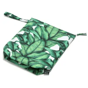 La Millou nepromokavá cestovní kosmetická taška XL - Banana leaves