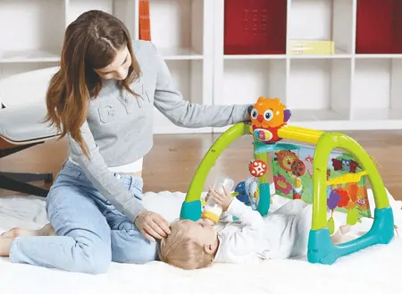 Huile Toys Hrací panel se sovičkou 5v1