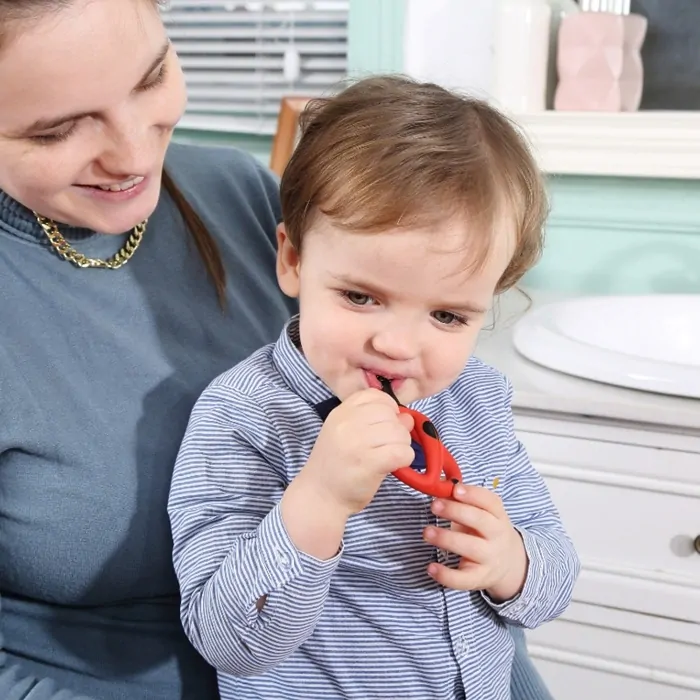Mömbella kousátko a tréninkový zubní kartáček od 10 měsíců