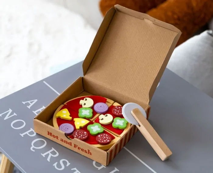 Dřevěná pizza na krájení Ecotoys