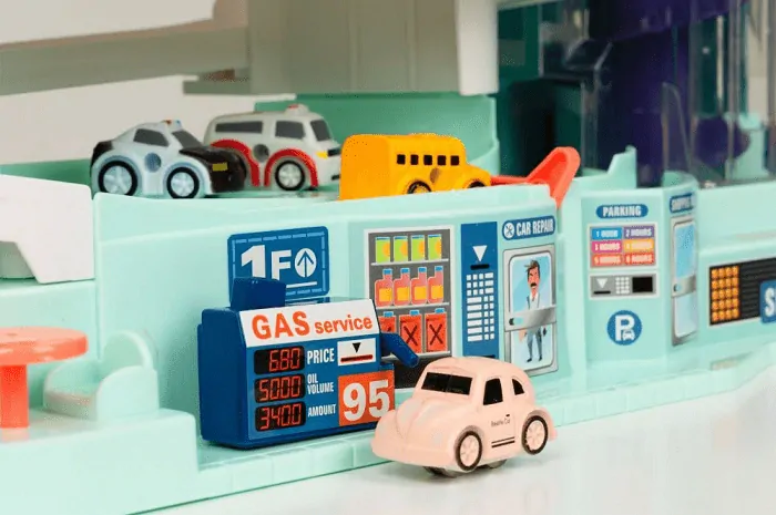 Parkovací garáž s elektrickým výtahem - Ecotoys