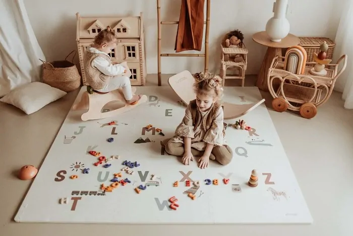 Play&Go Pěnové puzzle, oboustranná hrací podložka/úložný box/hrací domeček 3v1 - Alphabet/Terrayyo