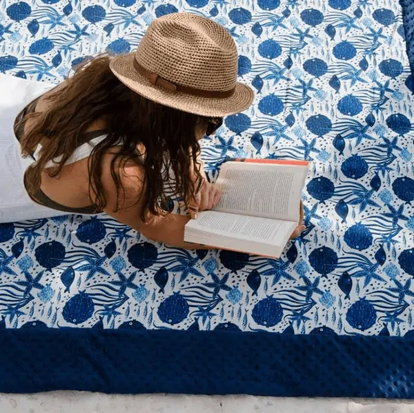La Millou - Luxusní nepromokavá pikniková deka XL - Boho Palms Light/Deep Ocean